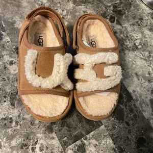 UGG Slide Slippers‎ Chestnut Kids Size 9